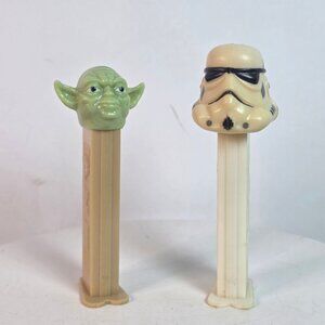 Vintage 1997 Star Wars Yoda & Stormtrooper PEZ Dispensers Collectibles